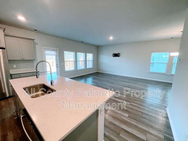 Foto del edificio - 221 Cypress Preserve Blvd