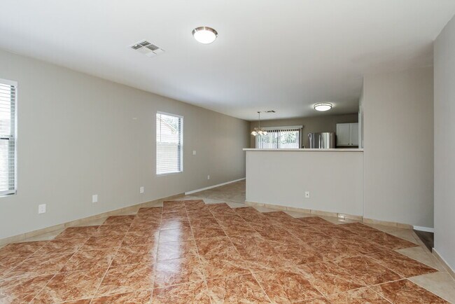 Building Photo - 11807 W Ester Dr