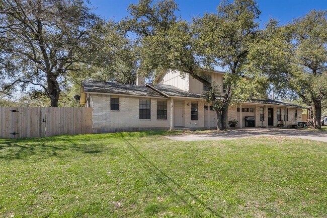 Building Photo - 3802 Foust Trail