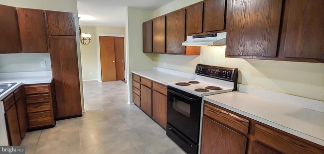 Foto del edificio - 45354 Stark Dr