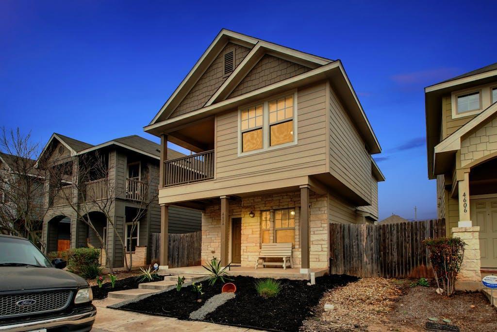 Foto principal - 4604 Esper Ln