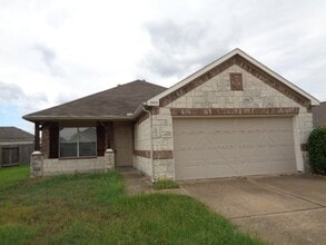 Building Photo - 8606 Sunset Pond Dr