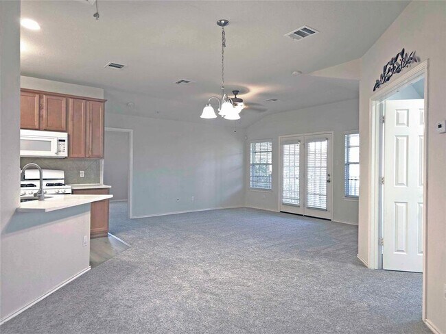 Foto del edificio - 16100 S Great Oaks Dr