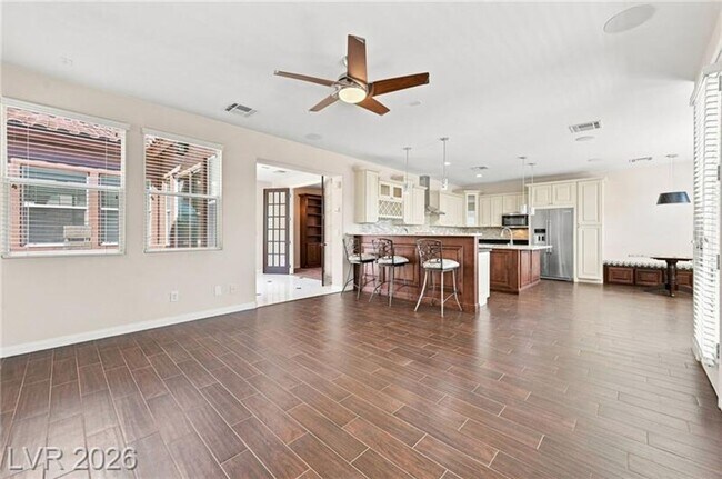 Foto del edificio - 508 Ivy Spring St