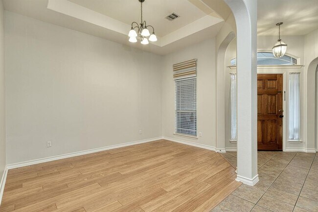 Foto del edificio - 17004 Ennis Trail