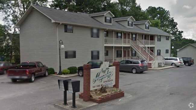 Building Photo - Magnolia Apartments