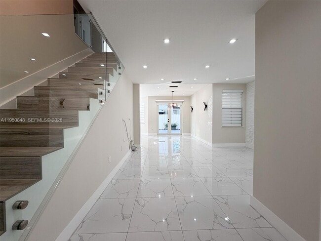 Foto del edificio - 4832 NW 107th Pl