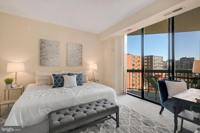 Foto del edificio - 955 26th St NW