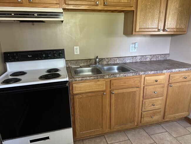 Foto del edificio - 1688 Tabortown St