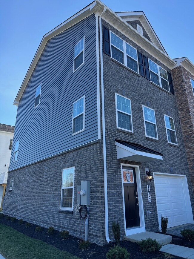 Foto del edificio - 1802 Blythe Way