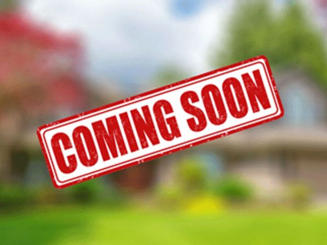 Primary Photo - 800 Dogwood Cir
