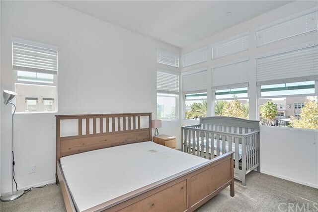 Foto del edificio - 5852 Spring St