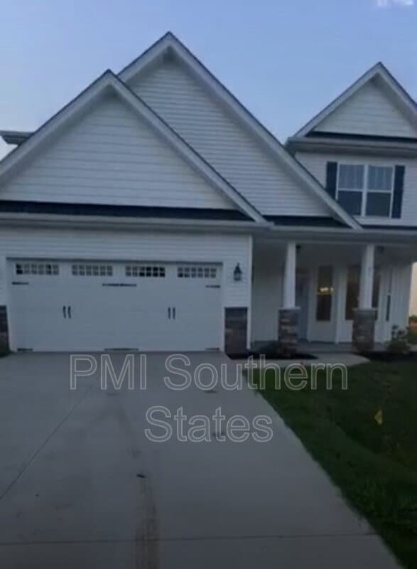 Building Photo - 41 Snowmill Rd