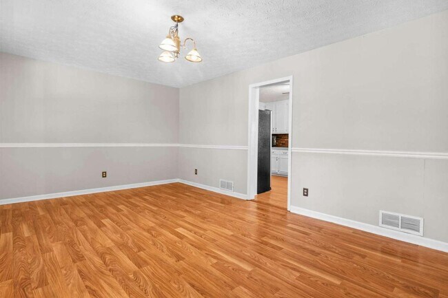 Foto del edificio - 1630 Plunketts Rd