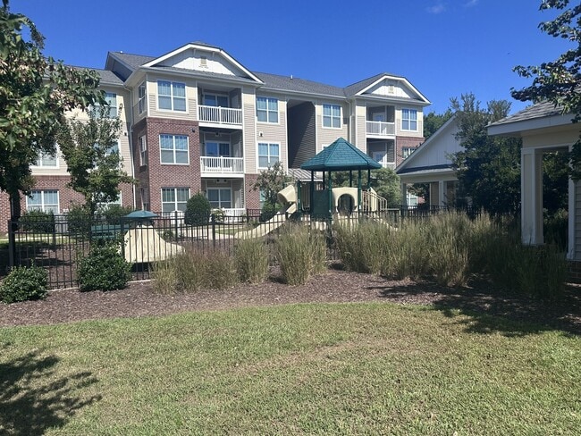 Building Photo - Morgan Pointe Apartments