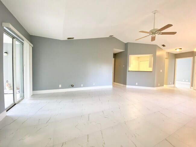 Foto del edificio - 815 Boynton Beach Blvd