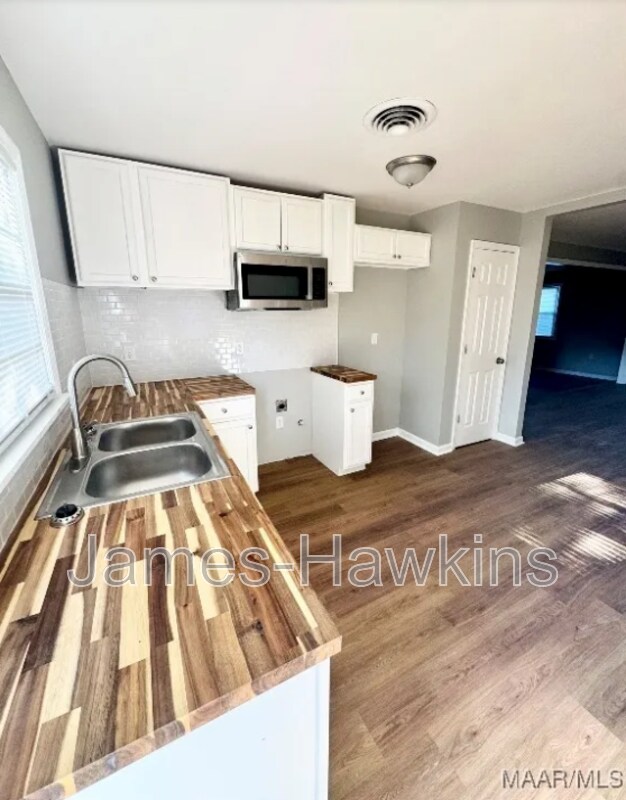 Foto del edificio - 1206 Woodbridge Dr