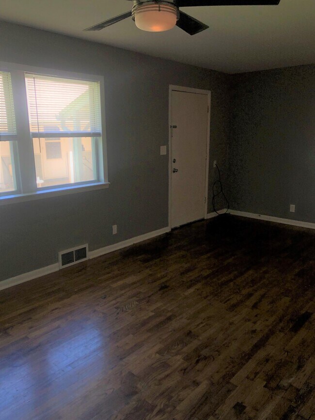 Foto del edificio - 514.5 S Oxford Ave