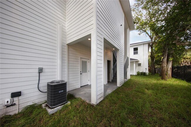 Foto del edificio - 4338 15th St N