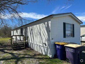 Building Photo - 1835 S Lake Arthur Ave