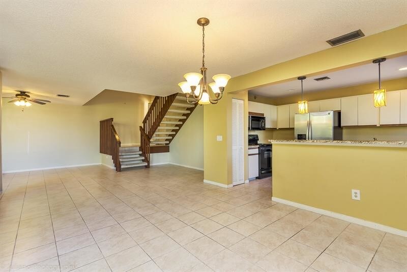 Foto del edificio - 5859 Fox Hollow Dr