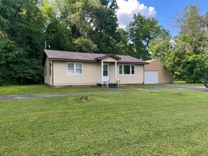 Building Photo - 1284 KY-80