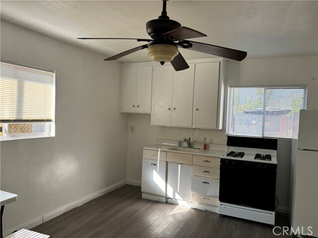 Foto del edificio - 1421 3rd St