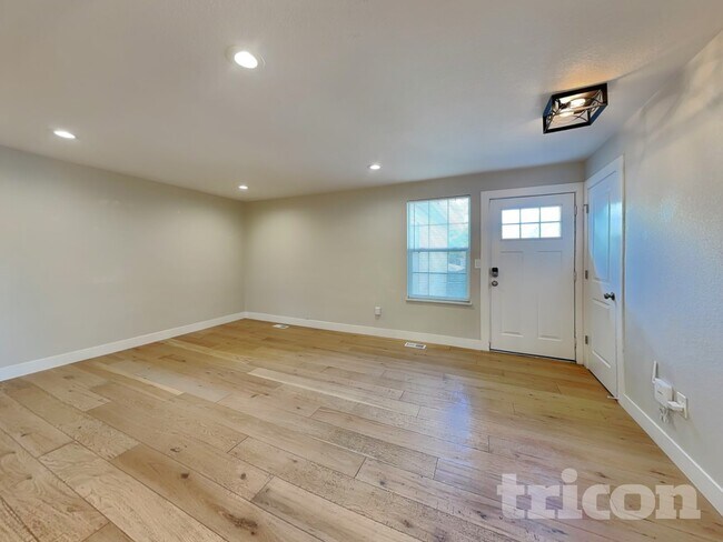 Foto del edificio - 16384 E Brunswick Pl