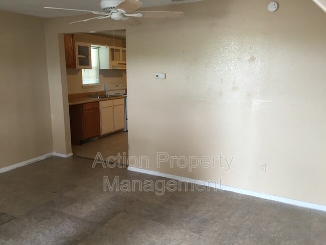 Building Photo - 2209 Baldwin Blvd