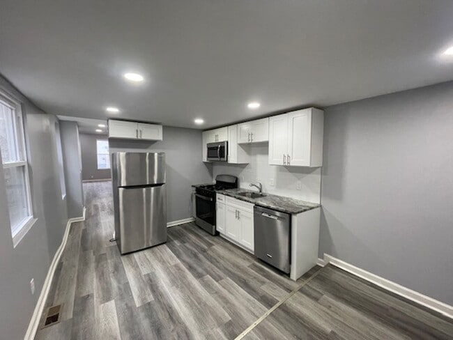 Building Photo - Anika Homes 3 Bedroom