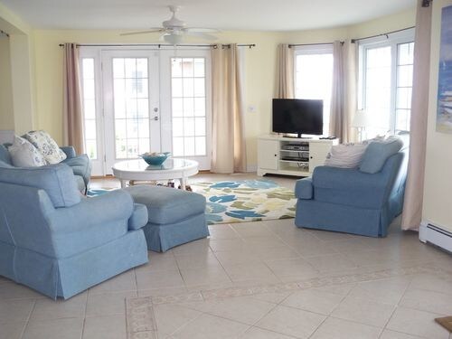 Foto principal - 14 Rosewood Ave