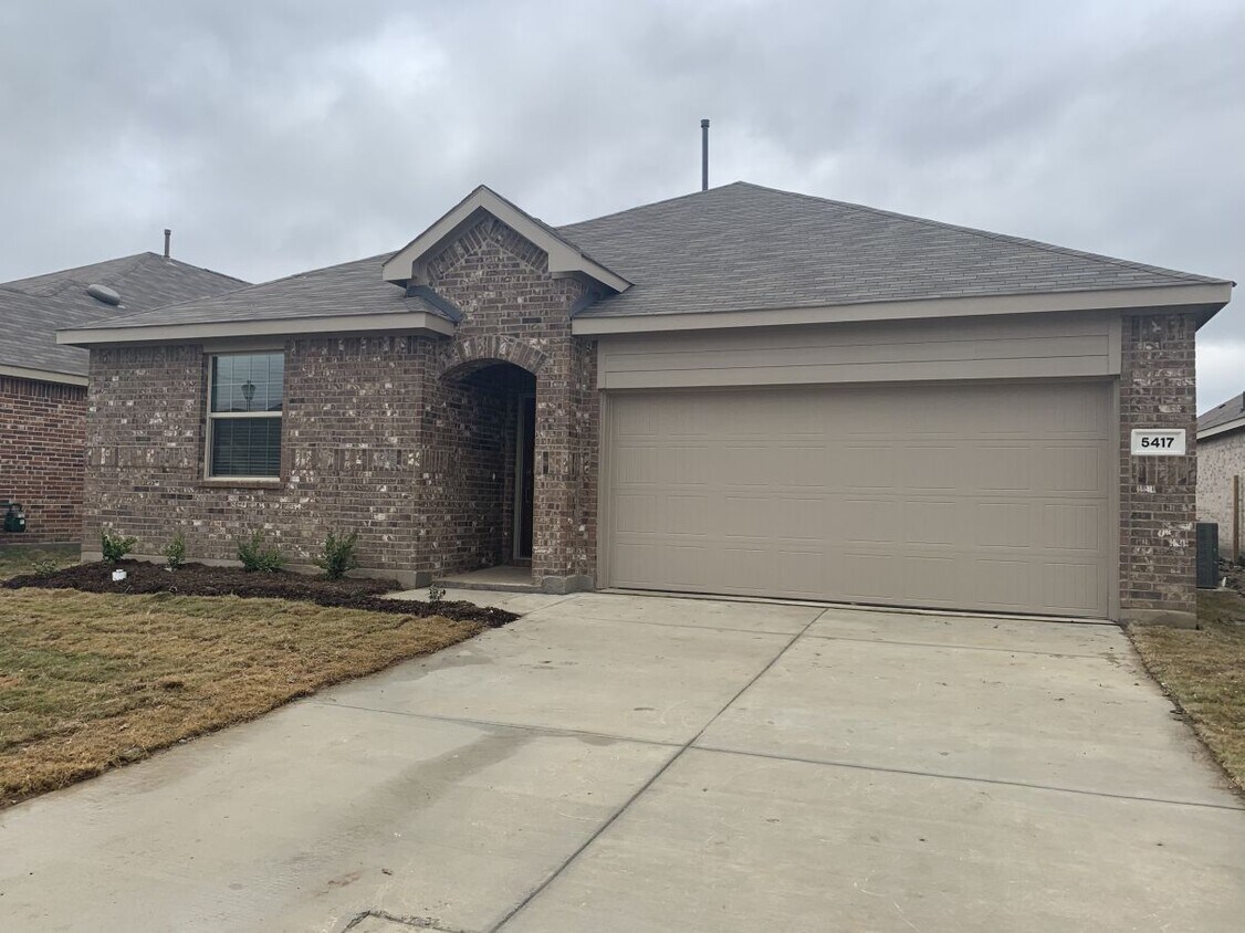 5417 Montrose Dr, Heartland, TX 75126 House for Rent in Heartland, TX