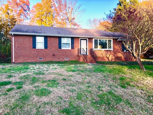 Building Photo - 9322 Overhill Rd