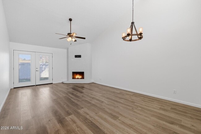 Livingroom to backyard - 5142 E Edgemont Ave