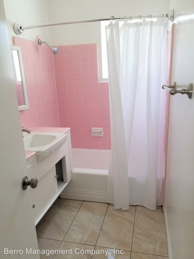 Foto del edificio - 3035 E Mariquita St