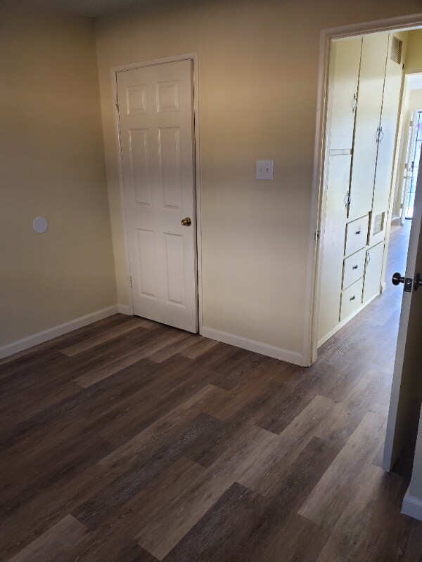 Building Photo - 8816 Artesia Blvd