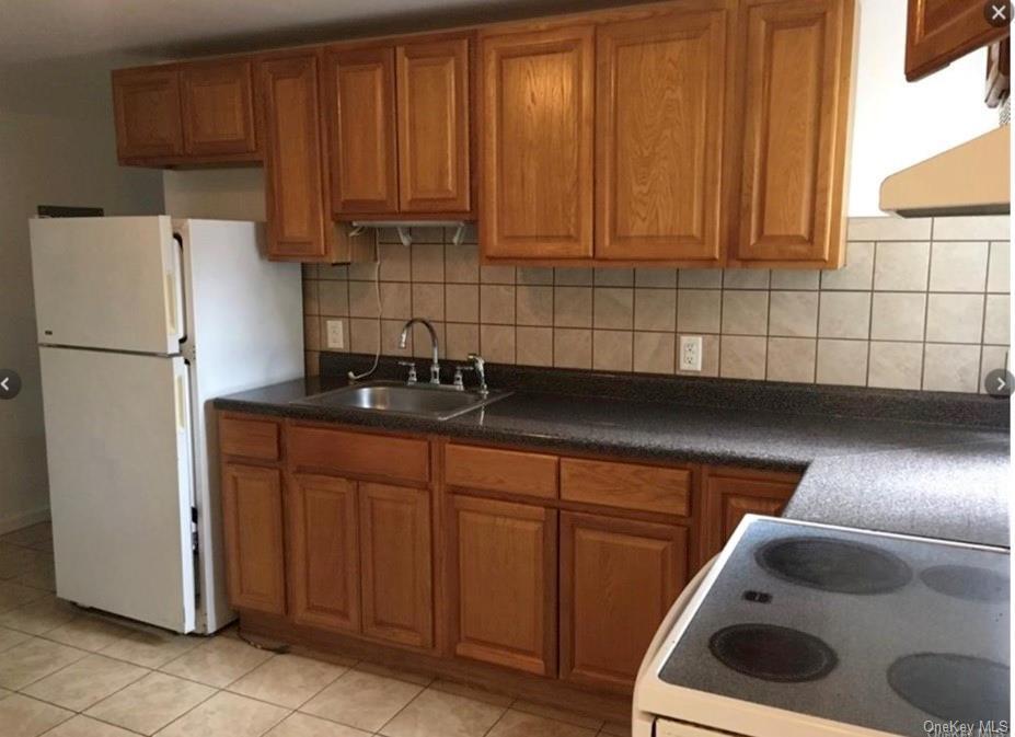 1 Waring Rd Unit 3, Newburgh, NY 12550 Room for Rent in Newburgh, NY