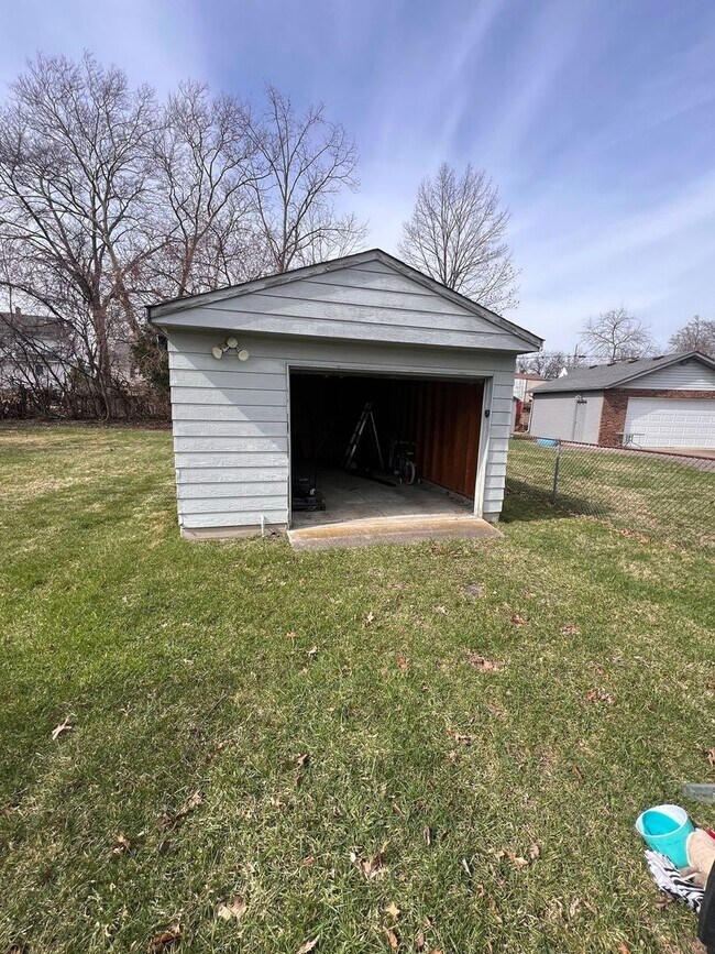 Foto del edificio - 3914 Brookside Blvd