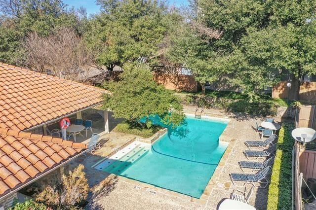 Building Photo - 883 Dublin Dr