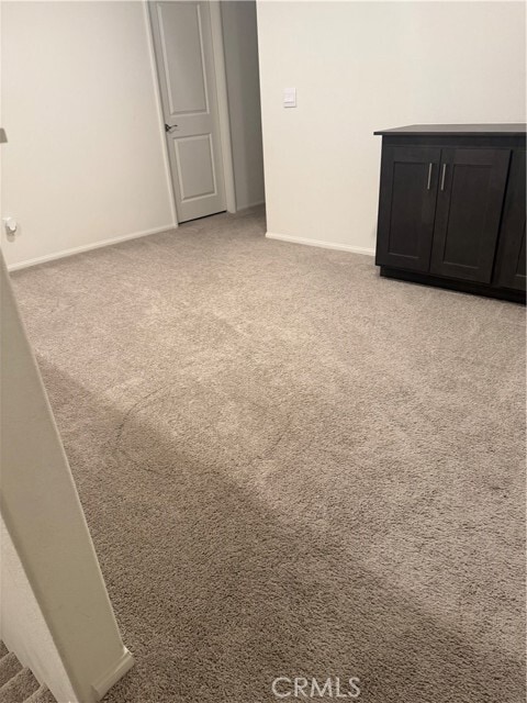 Foto del edificio - 27421 Raylene Ave