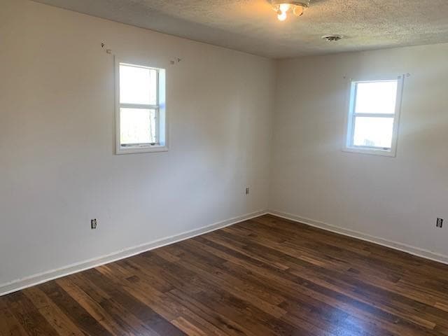 Foto del edificio - 120 Blair Ridge Rd