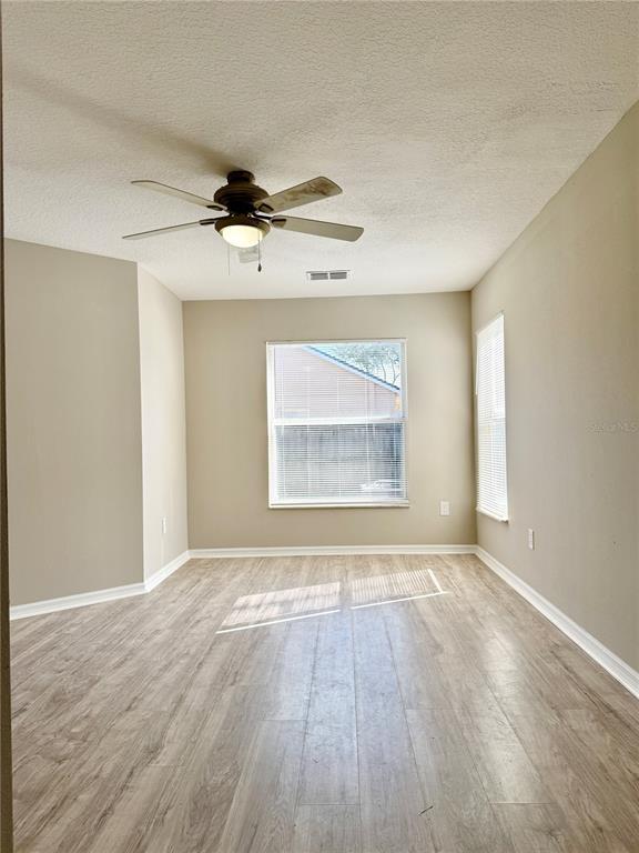 Building Photo - 6104 White Sails Dr