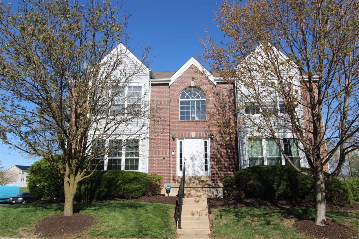 105 Timber Creek Dr, O'Fallon, MO 63368 House Rental in O'Fallon, MO