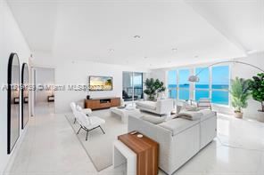 Foto del edificio - 3 br, 3.5 bath Condo - 3801 Collins Ave Un...