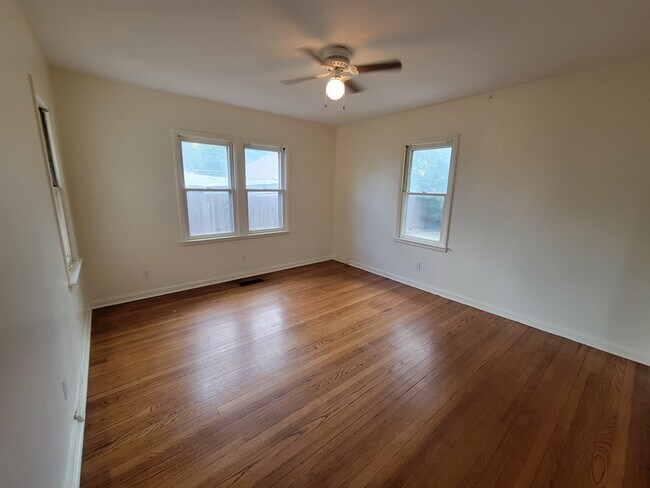 Foto del edificio - 3204 NW 14th St