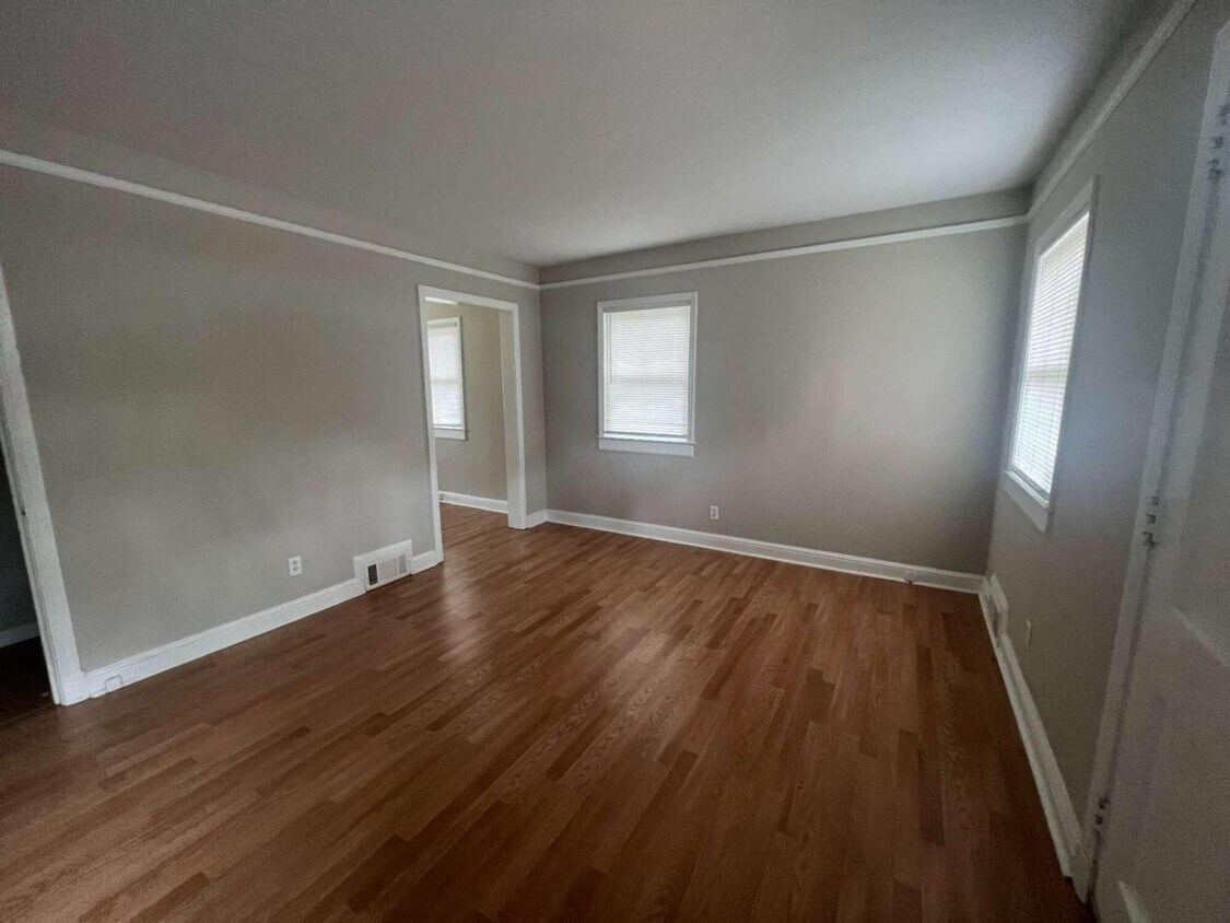 Foto principal - 629 Simmons St