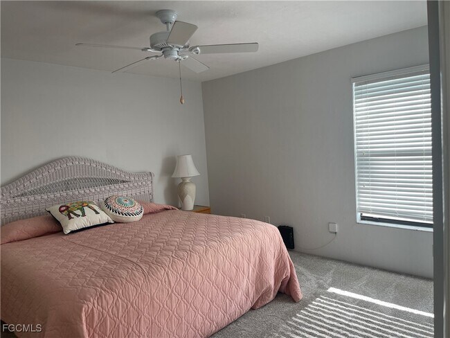 Foto del edificio - 5930 Trailwinds Dr