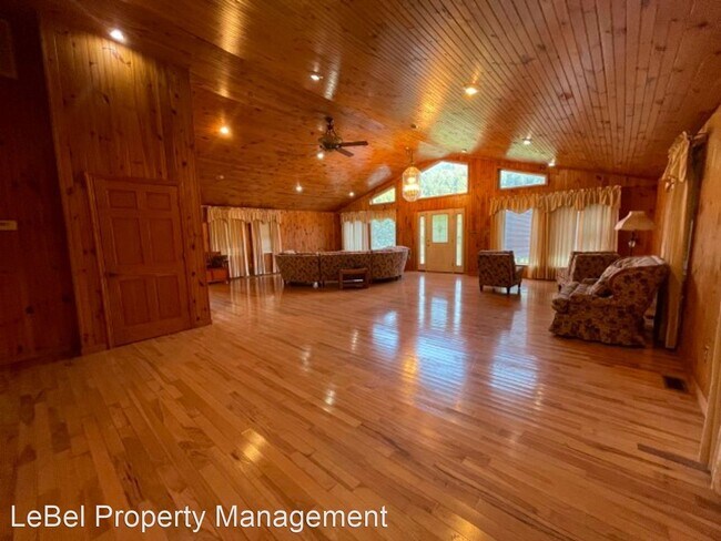 Building Photo - 3 br, 2 bath House - 413 Lakemont Drive