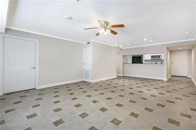 Foto del edificio - 3456 Cleary Ave