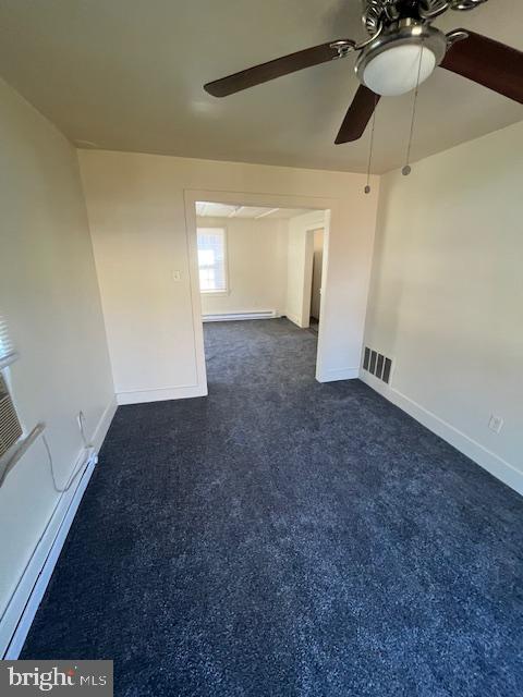 Foto del edificio - 215 N Railroad Ave